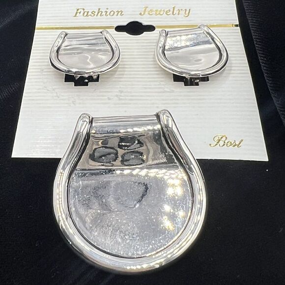 Vintage Clip On Earrings And Pendant Chunky Thumb Print Style Silver Plated BEST - Picture 1 of 11